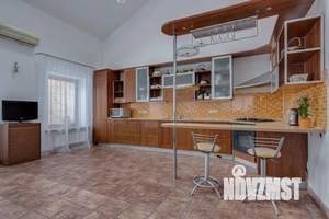 Дом 500м², 2-этажный, посуточно, 