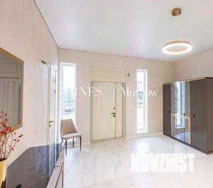 Дом 436м², 2-этажный, на длительный срок, 