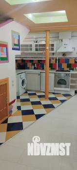 Коттедж 170м&sup2;, 3-этажный, на длительный срок, 