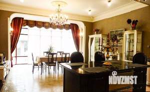 Коттедж 700м², 3-этажный, на длительный срок, 