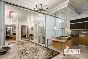 Таунхаус 300м&sup2;, 2-этажный, на длительный срок, 