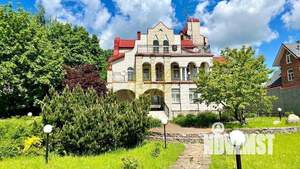 Дом 630м², 3-этажный, посуточно, 