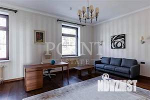Таунхаус 360м², 2-этажный, на длительный срок, 