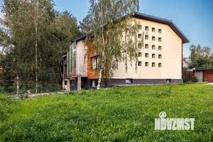 Дом 750м², 3-этажный, посуточно, 