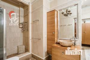 Таунхаус 300м&sup2;, 2-этажный, на длительный срок, 