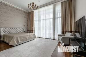 Таунхаус 360м², 3-этажный, на длительный срок, 