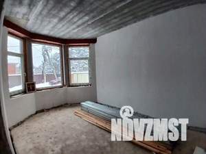 Дом 220м², 2-этажный, на длительный срок, 