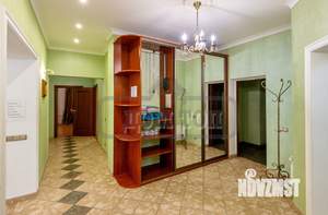 Дом 600м², 3-этажный, посуточно, 