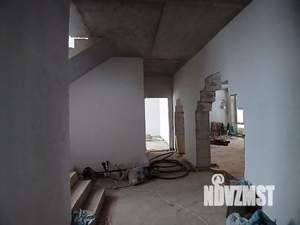 Дом 220м², 2-этажный, на длительный срок, 