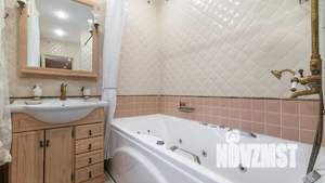 Коттедж 380м², 3-этажный, на длительный срок, 