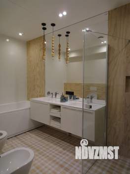 Коттедж 250м², 2-этажный, на длительный срок, 