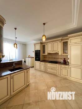 Дом 350м², 3-этажный, на длительный срок, 