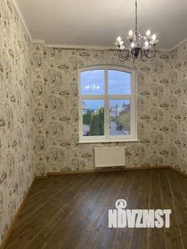 Коттедж 379м&sup2;, 3-этажный, на длительный срок, 