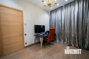 Таунхаус 350м², 3-этажный, на длительный срок, 