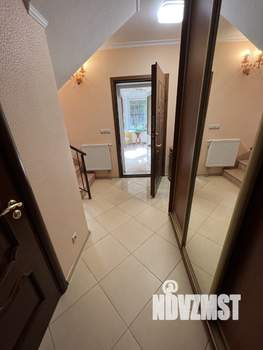 Коттедж 210м², 2-этажный, на длительный срок, 