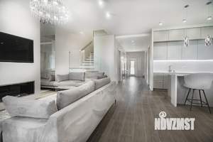 Таунхаус 210м², 2-этажный, на длительный срок, 