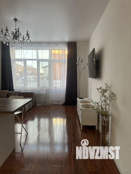 Таунхаус 150м&sup2;, 3-этажный, на длительный срок, 