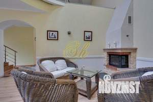 Дом 525м², 2-этажный, посуточно, 