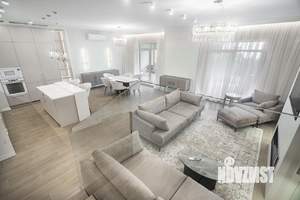 Таунхаус 210м², 2-этажный, на длительный срок, 