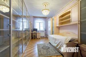 Коттедж 210м², 2-этажный, на длительный срок, 