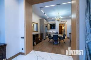 Таунхаус 350м², 3-этажный, на длительный срок, 