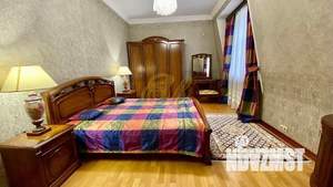 Дом 1500м², 3-этажный, посуточно, 