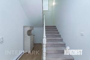 Таунхаус 260м², 2-этажный, на длительный срок, 