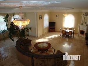 Коттедж 650м², 3-этажный, на длительный срок, 