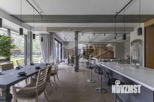 Дом 800м&sup2;, 2-этажный, на длительный срок, 