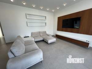 Дом 360м², 3-этажный, на длительный срок, 