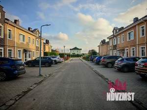 Таунхаус 150м², 3-этажный, на длительный срок, 