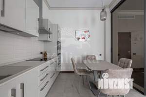 Таунхаус 360м², 3-этажный, на длительный срок, 