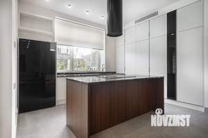 Дом 340м², 2-этажный, на длительный срок, 