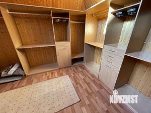 Коттедж 600м&sup2;, 3-этажный, на длительный срок, 