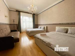 Дом 1500м², 3-этажный, посуточно, 