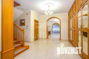 Дом 450м², 3-этажный, на длительный срок, 