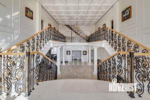 Дом 632м&sup2;, 3-этажный, на длительный срок, 