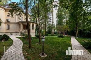 Коттедж 380м², 2-этажный, на длительный срок, 