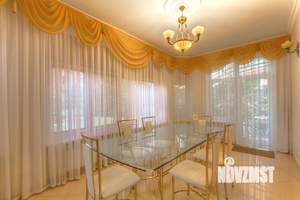 Коттедж 450м², 3-этажный, на длительный срок, 