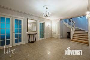 Коттедж 380м², 2-этажный, на длительный срок, 