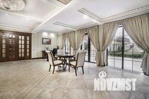 Дом 900м², 3-этажный, на длительный срок, 