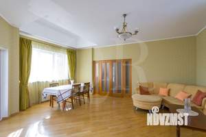 Дом 220м², 2-этажный, на длительный срок, 