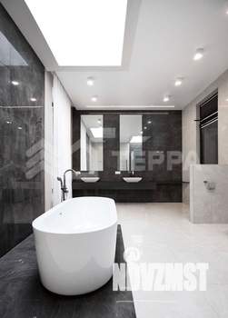 Дом 382м&sup2;, 2-этажный, на длительный срок, 