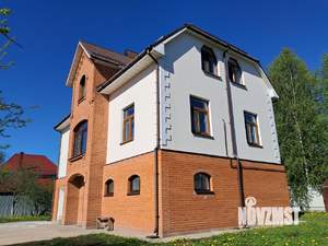 Дом 220м², 3-этажный, на длительный срок, 