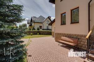 Коттедж 385м&sup2;, 2-этажный, на длительный срок, 