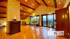 Дом 750м², 3-этажный, посуточно, 