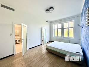 Таунхаус 450м², 3-этажный, на длительный срок, 