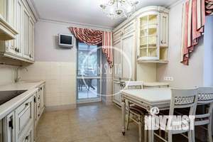 Коттедж 380м², 2-этажный, на длительный срок, 