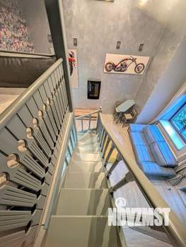 Таунхаус 190м², 3-этажный, на длительный срок, 