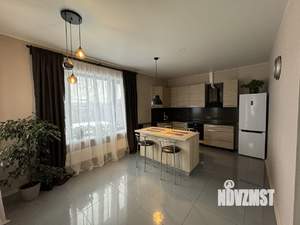 Коттедж 200м², 2-этажный, на длительный срок, 